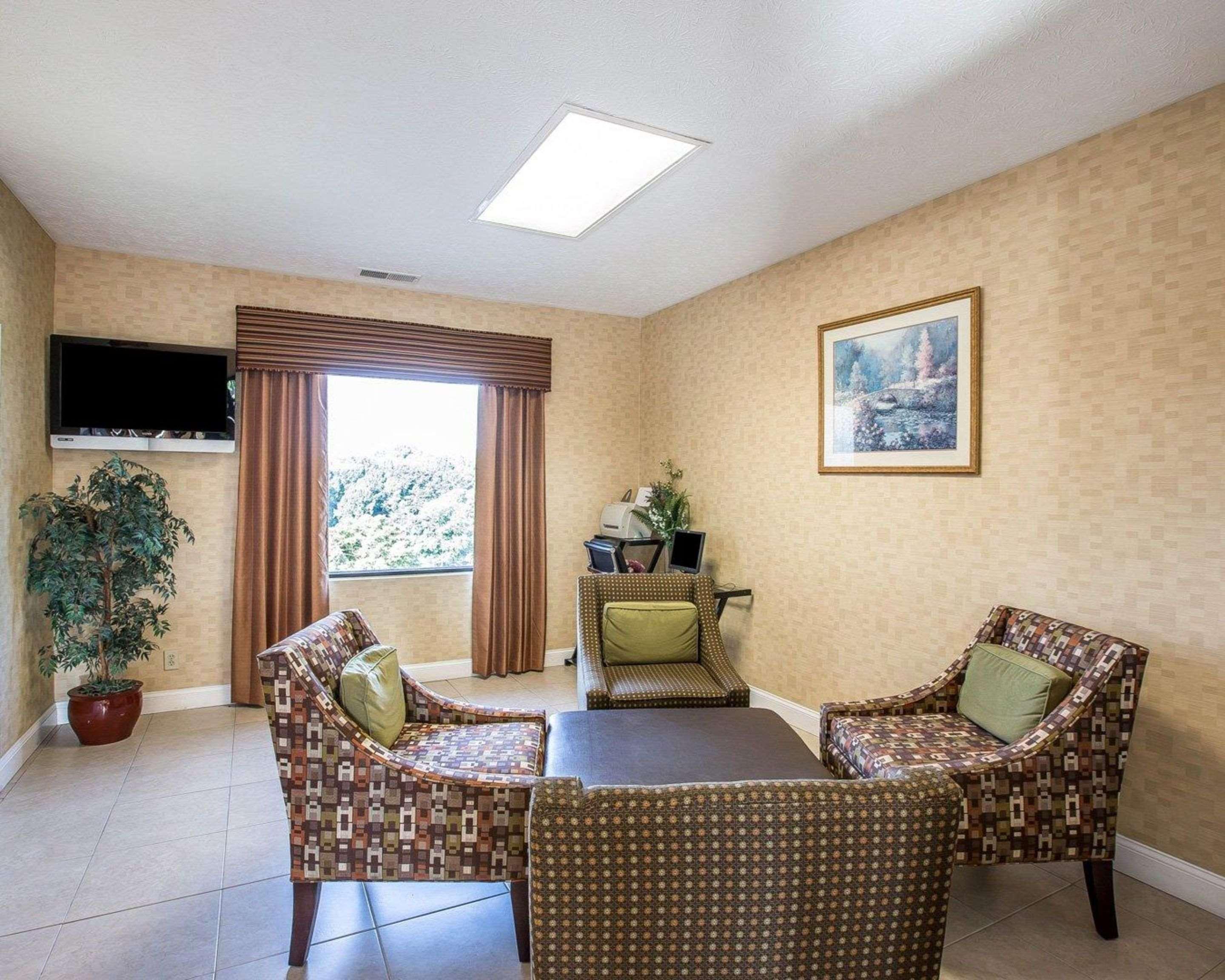 Quality Inn Dahlonega Near University Exterior photo