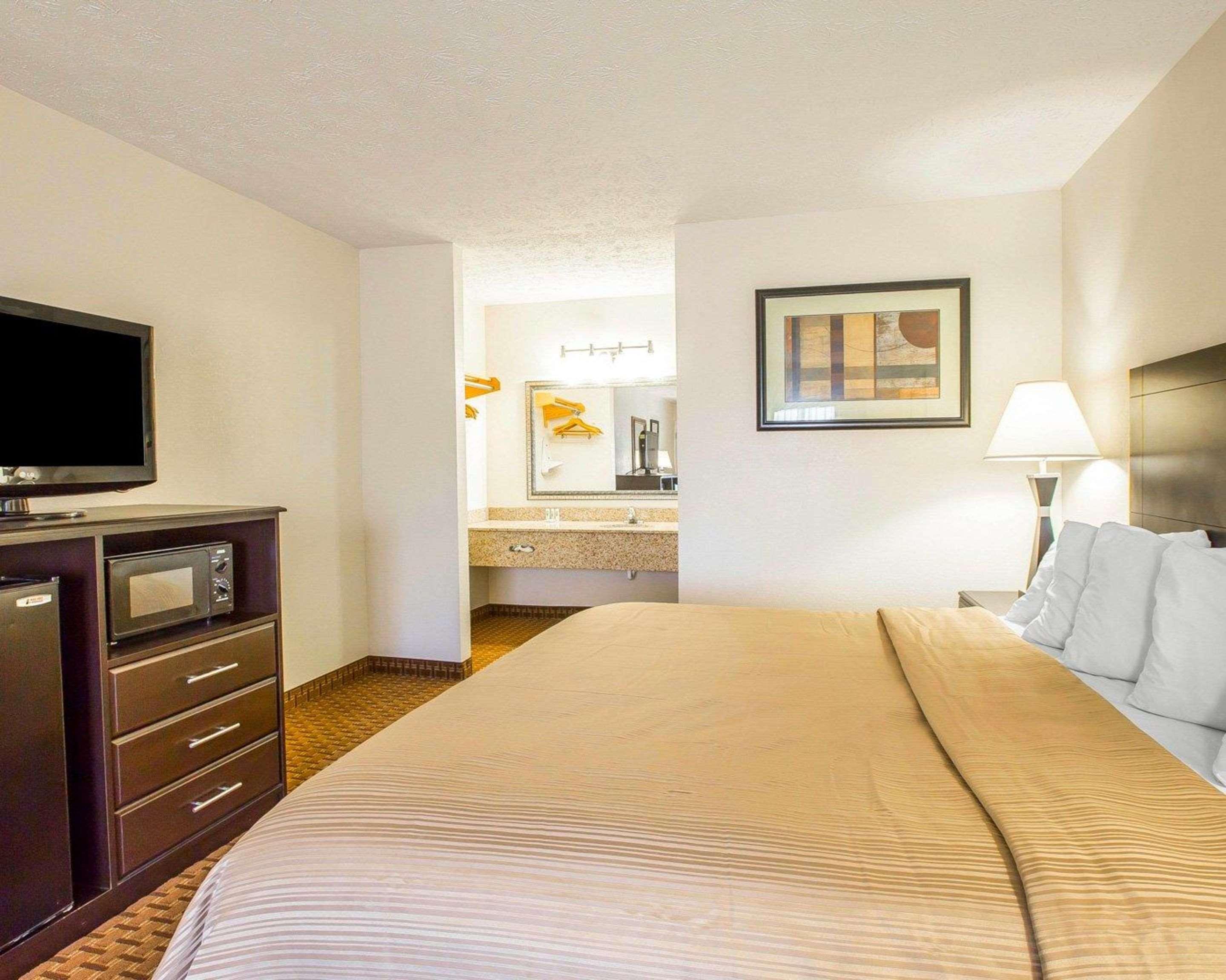 Quality Inn Dahlonega Near University Exterior photo